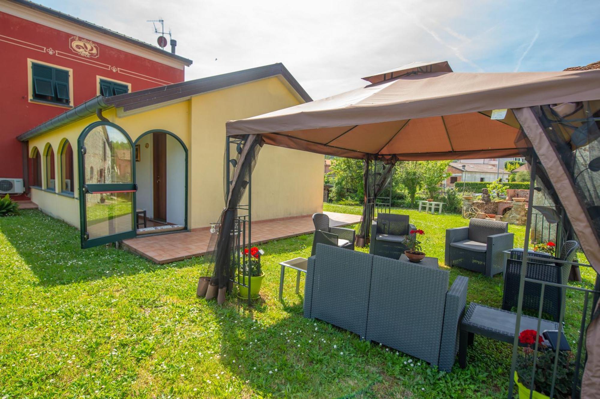 Il Vecchio Noce Hotel Brugnato Exterior photo