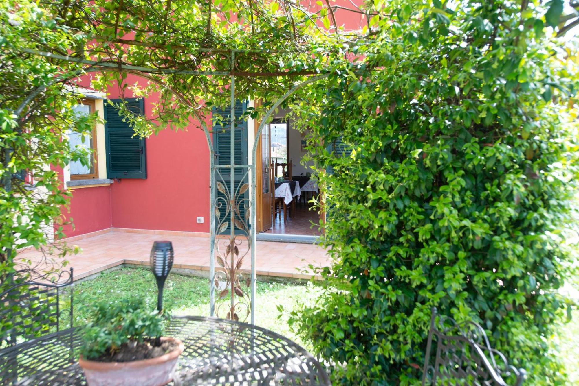 Il Vecchio Noce Hotel Brugnato Exterior photo