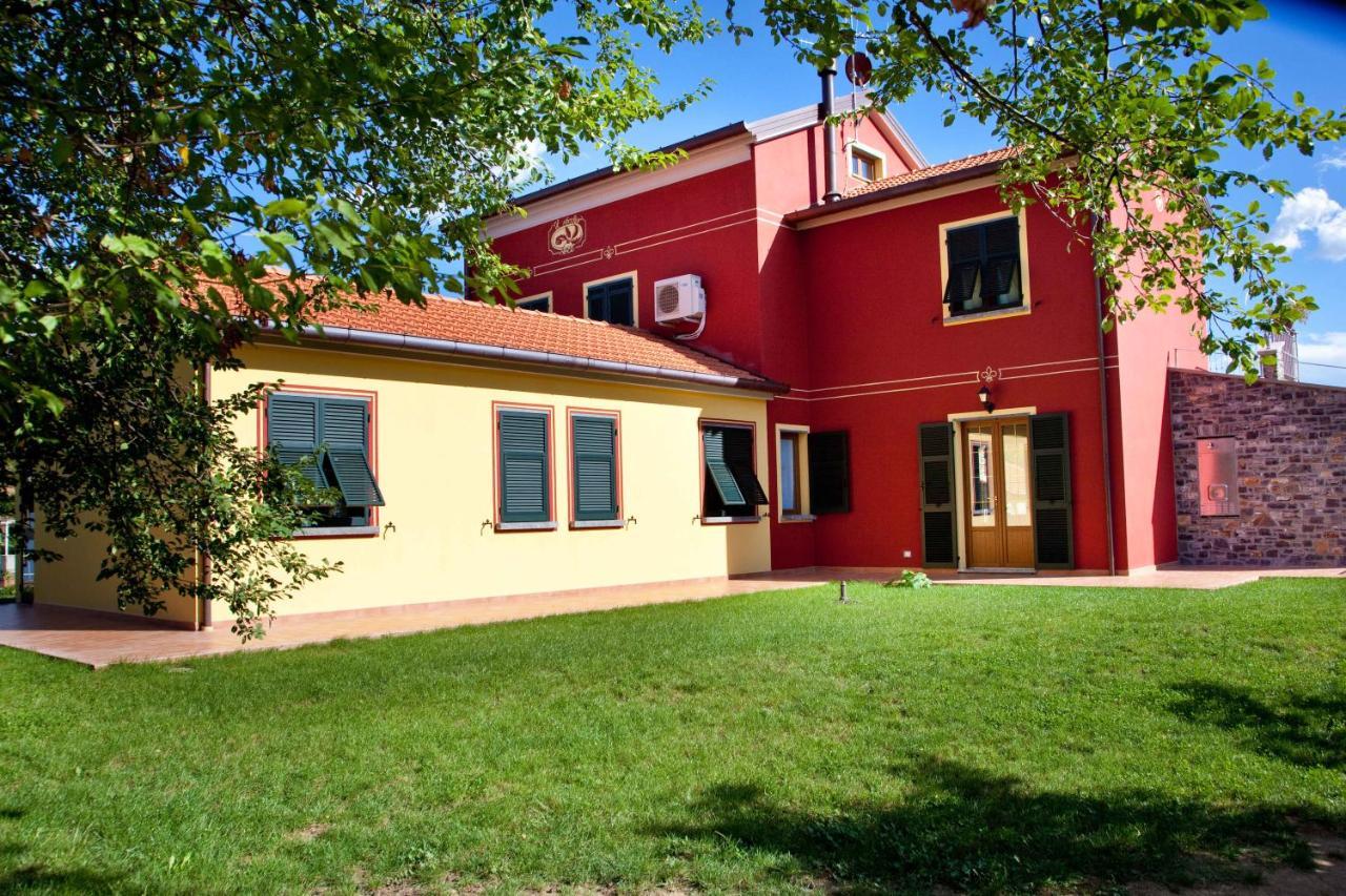 Il Vecchio Noce Hotel Brugnato Exterior photo