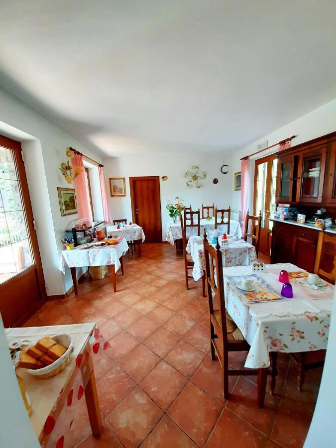 Il Vecchio Noce Hotel Brugnato Exterior photo